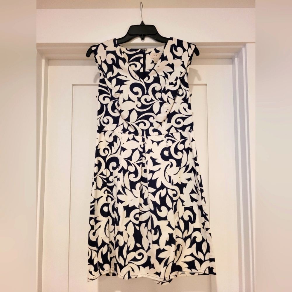 Loft blue & white adorable dress
